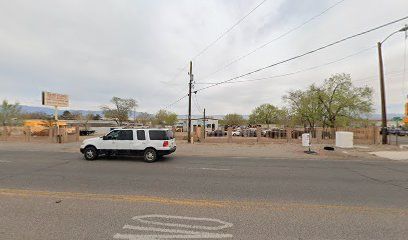 El Mexicano Truck Salvage, Albuquerque, New Mexico